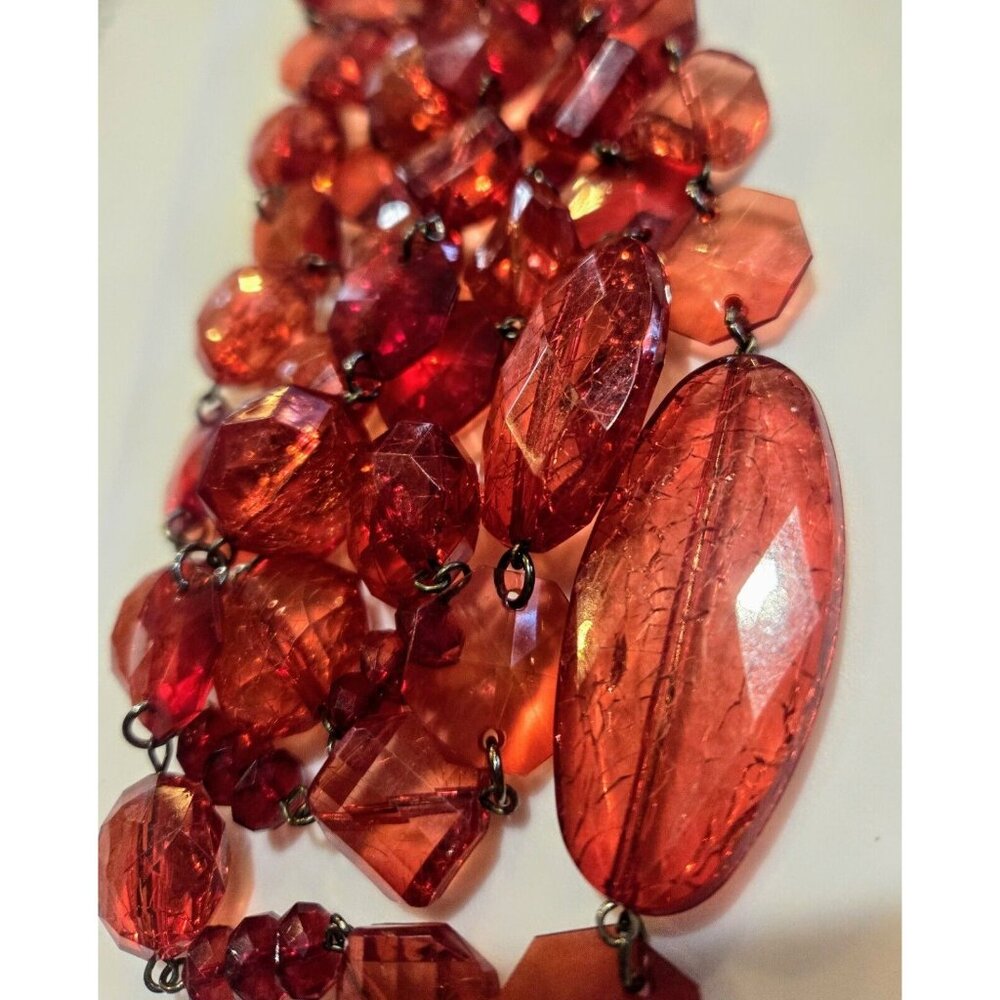 Stunning Vintage Chunky Ruby Red Bead Necklace Faceted Acrylic Beads 26" Drop - Picture 5 of 9
